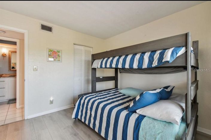 Image No.29-Propriété de 2 chambres à vendre à St. Petersburg