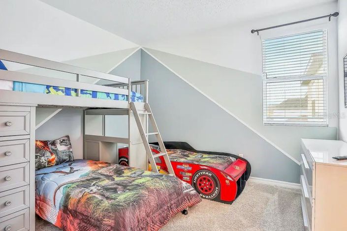 Image No.14-10 Bed Property for sale