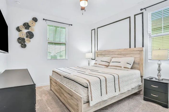 Image No.19-10 Bed Property for sale