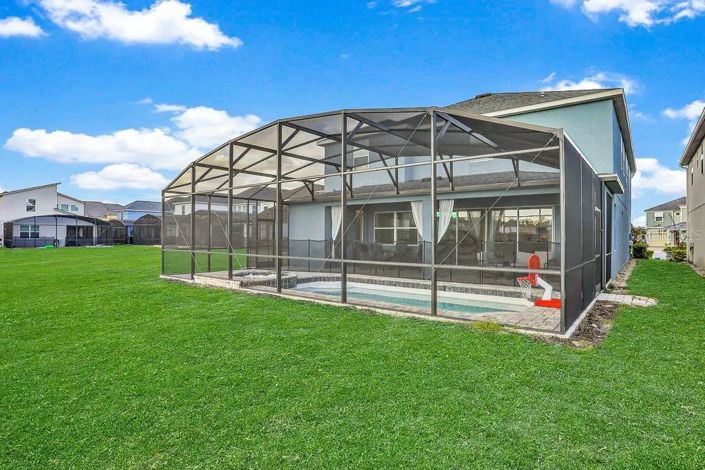 Image No.27-10 Bed Property for sale