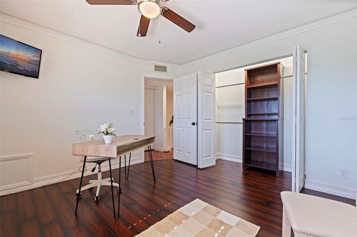 Image No.18-Propriété de 2 chambres à vendre à Treasure Island