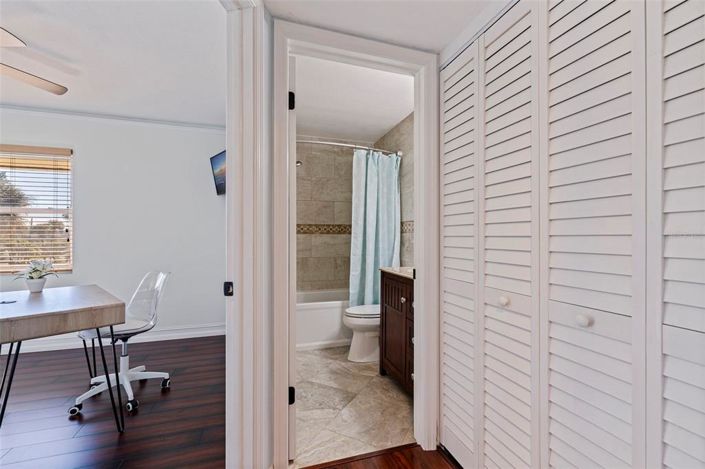 Image No.19-Propriété de 2 chambres à vendre à Treasure Island