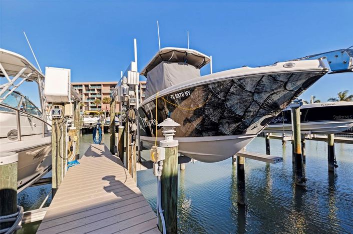 Image No.2-Propriété de 2 chambres à vendre à Treasure Island