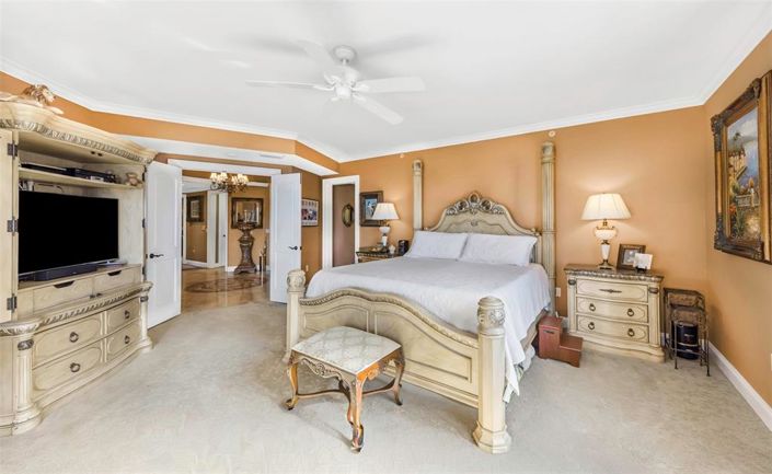 Image No.9-Propriété de 3 chambres à vendre à Treasure Island