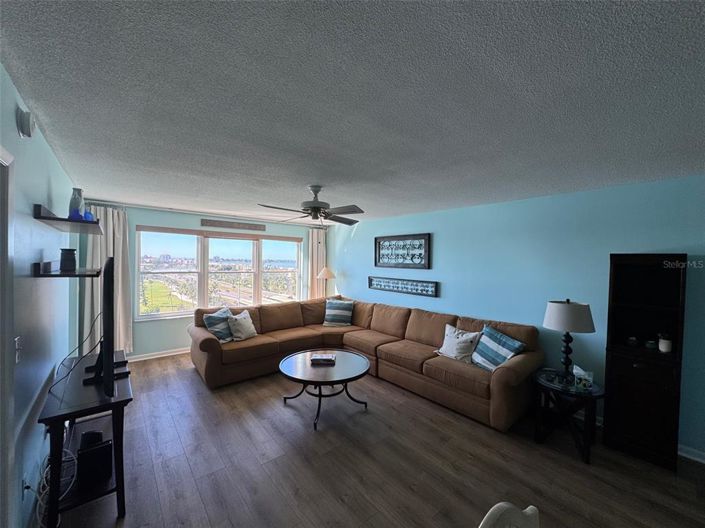 Image No.5-Propriété de 2 chambres à vendre à St. Petersburg