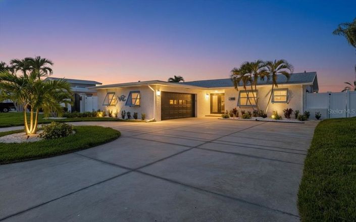 Image No.2-Propriété de 3 chambres à vendre à Treasure Island