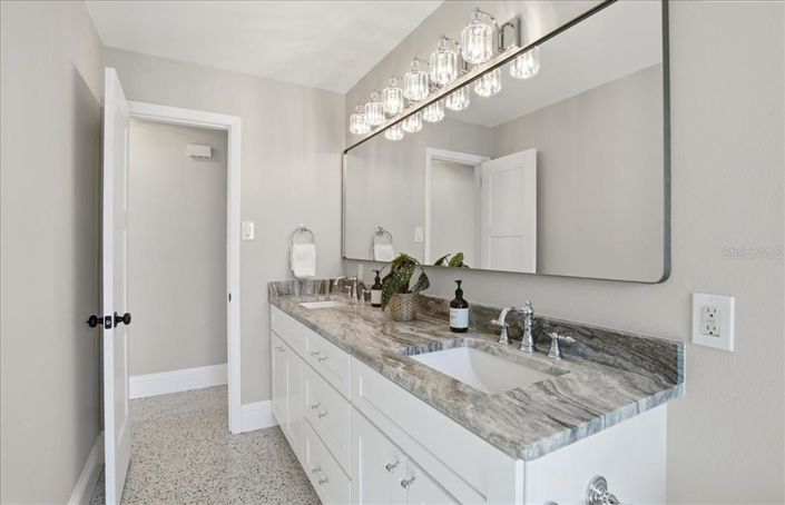 Image No.30-Propriété de 3 chambres à vendre à Treasure Island