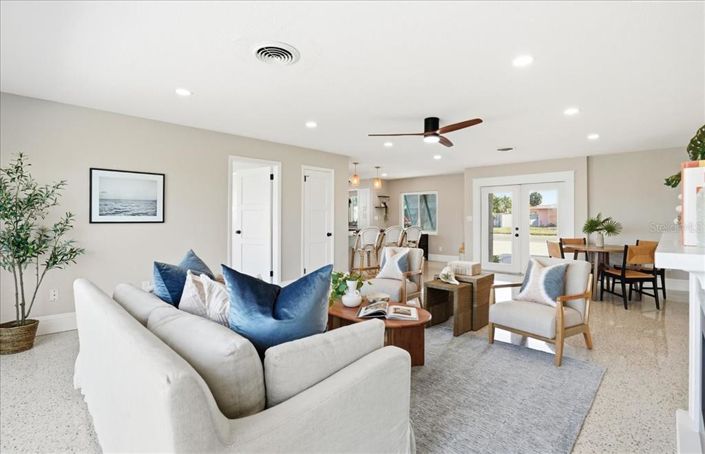 Image No.9-Propriété de 3 chambres à vendre à Treasure Island