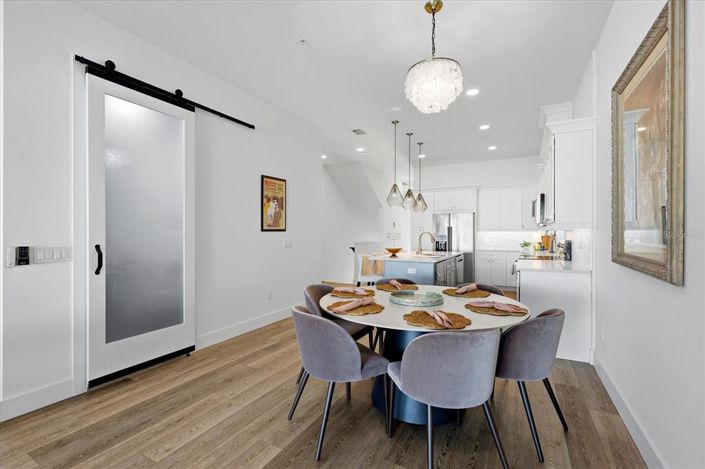 Image No.13-Maison de ville de 3 chambres à vendre à Treasure Island