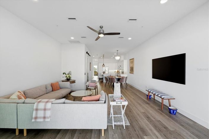 Image No.17-Maison de ville de 3 chambres à vendre à Treasure Island