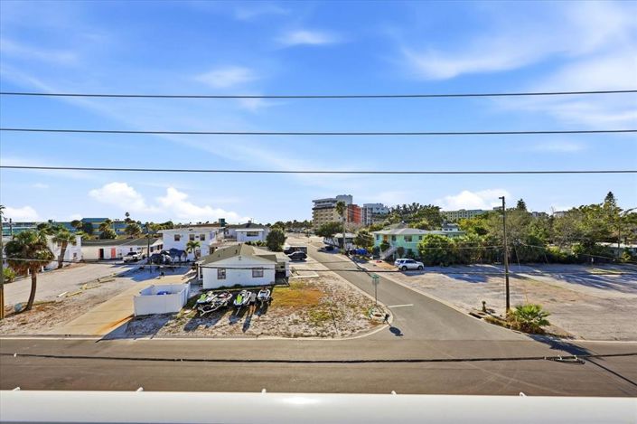 Image No.32-Maison de ville de 3 chambres à vendre à Treasure Island