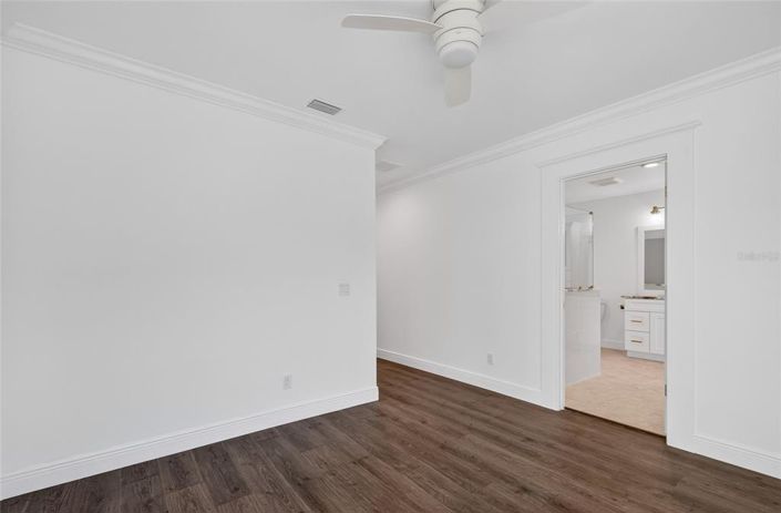 Image No.11-3 Bed Property for sale