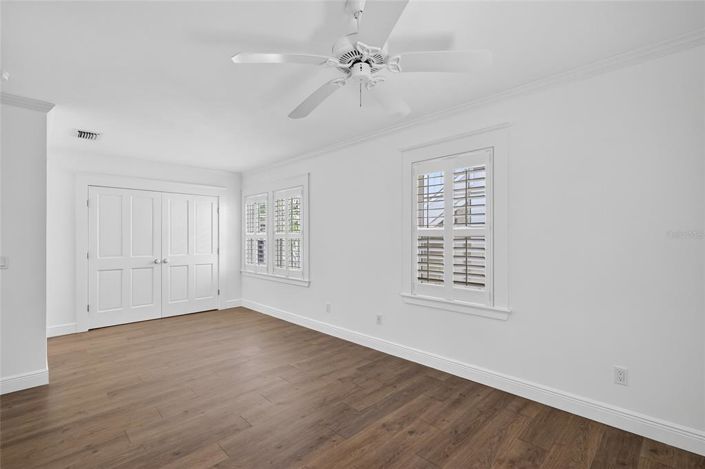 Image No.15-3 Bed Property for sale