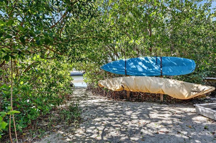 Image No.23-3 Bed Property for sale