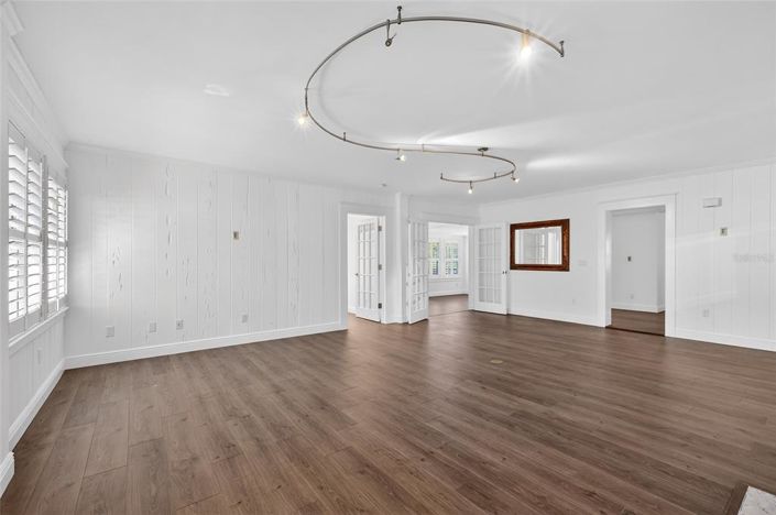 Image No.9-3 Bed Property for sale