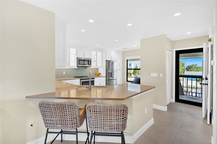 Image No.8-Propriété de 2 chambres à vendre à Sarasota