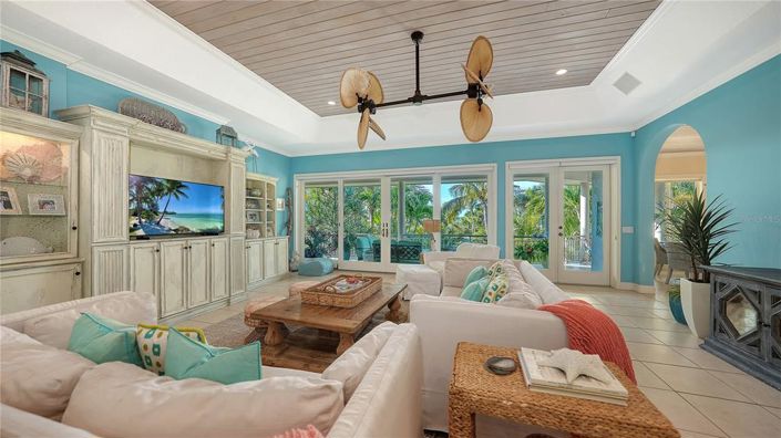 Image No.12-4 Bed Property for sale