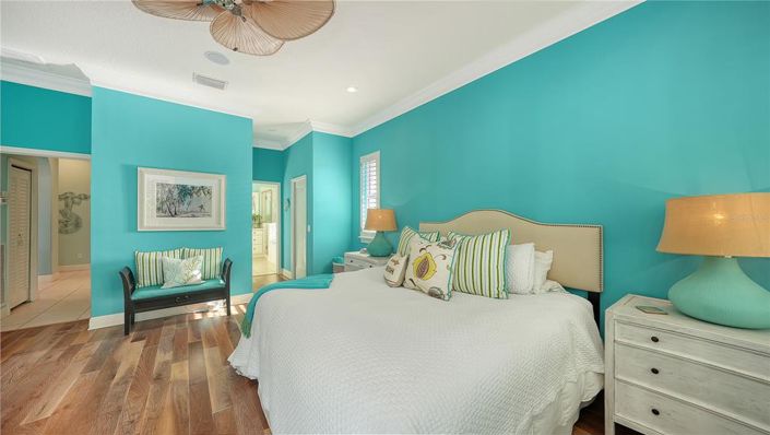 Image No.22-4 Bed Property for sale