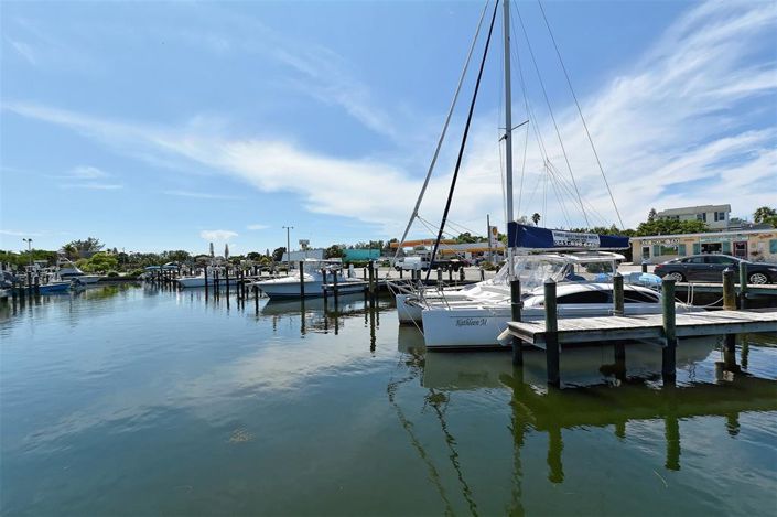 Image No.44-4 Bed Property for sale