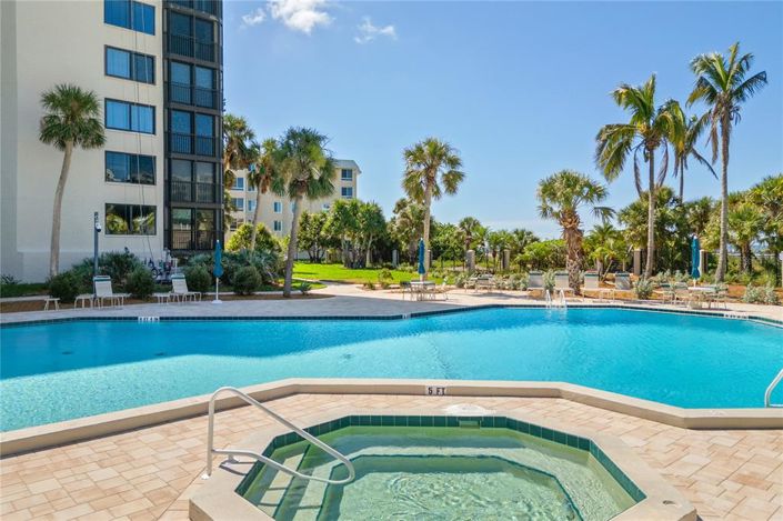 Image No.32-Propriété de 2 chambres à vendre à Sarasota