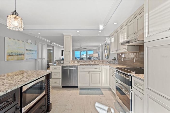 Image No.6-Propriété de 2 chambres à vendre à Sarasota