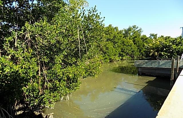 Image No.2-4 Bed Property for sale