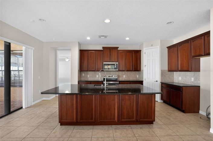 Image No.4-Propriété de 5 chambres à vendre à Kissimmee