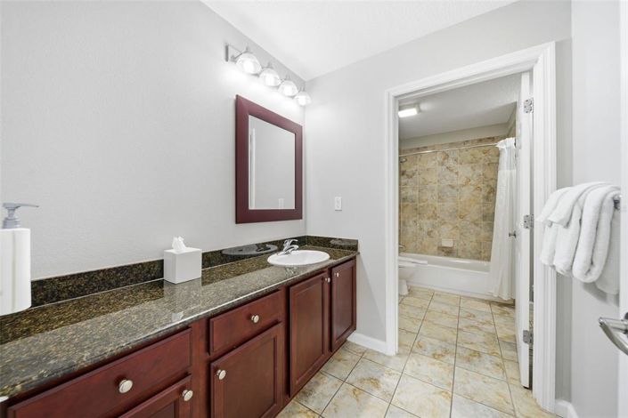 Image No.9-Propriété de 2 chambres à vendre à Winter Garden