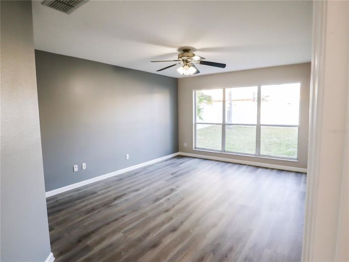 Image No.12-Propriété de 4 chambres à vendre à Kissimmee