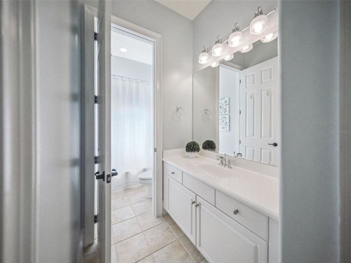 Image No.20-5 Bed Property for sale