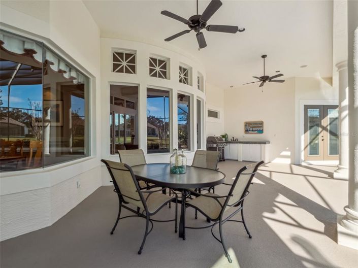 Image No.31-5 Bed Property for sale