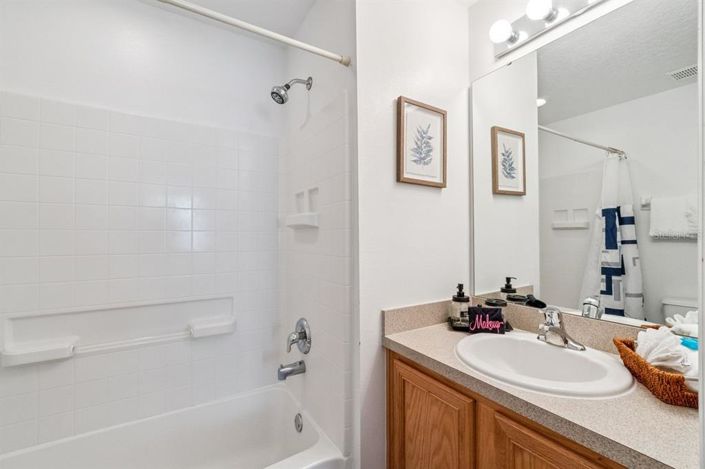 Image No.20-4 Bed Property for sale