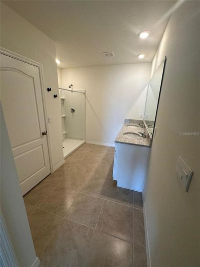 Image No.7-3 Bed Property for sale