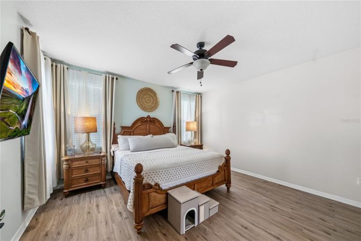 Image No.14-4 Bed Property for sale