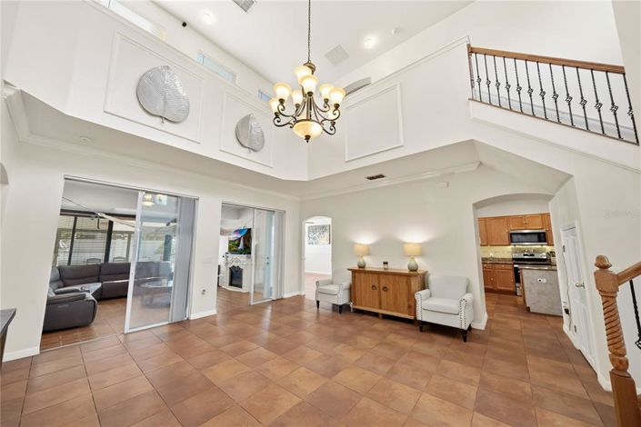 Image No.2-4 Bed Property for sale