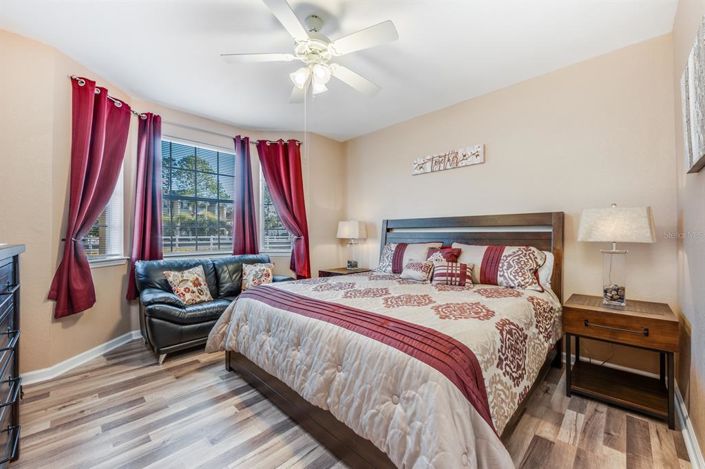 Image No.14-3 Bed Property for sale