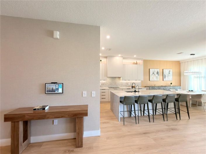 Image No.18-5 Bed Property for sale