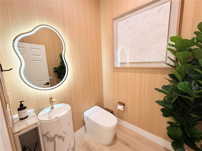 Image No.27-5 Bed Property for sale