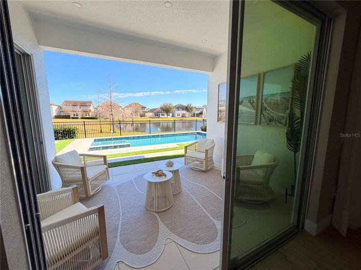 Image No.28-5 Bed Property for sale