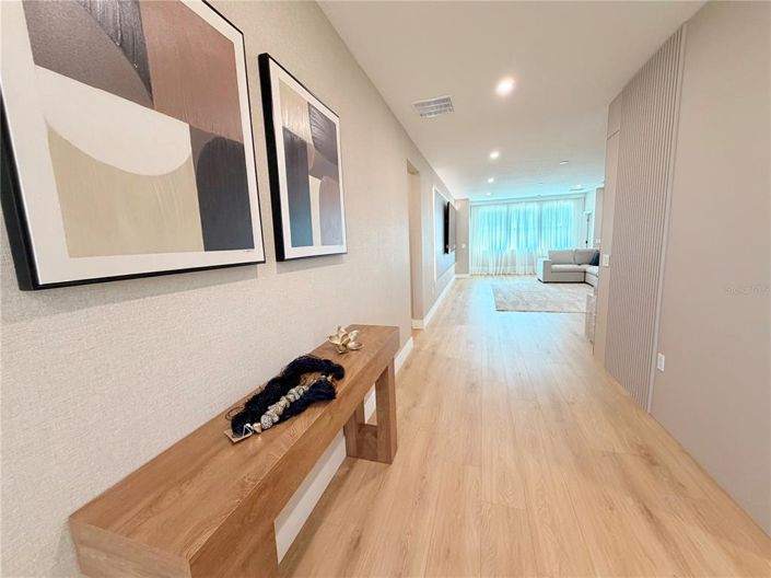 Image No.40-5 Bed Property for sale