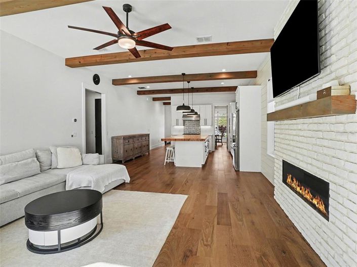 Image No.11-4 Bed Property for sale