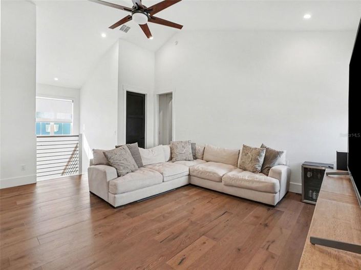 Image No.21-4 Bed Property for sale