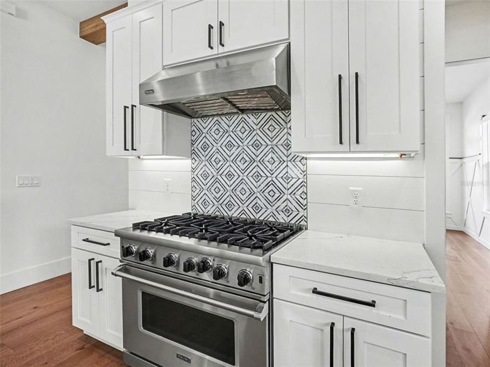 Image No.7-4 Bed Property for sale