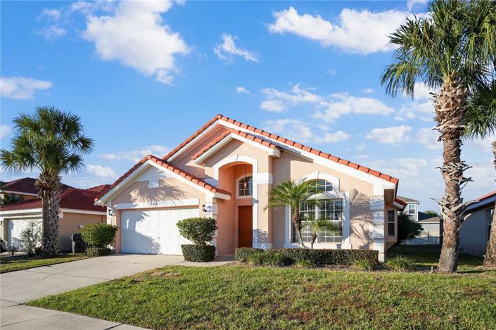 Image No.2-4 Bed Property for sale