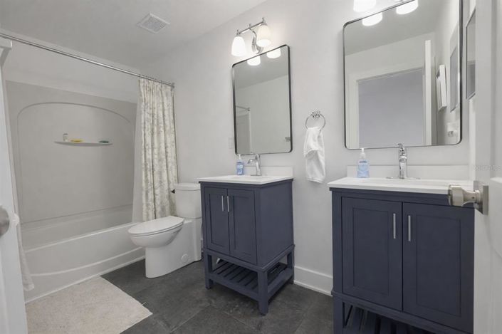 Image No.23-Propriété de 5 chambres à vendre à Clermont