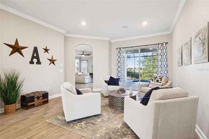 Image No.10-4 Bed Property for sale