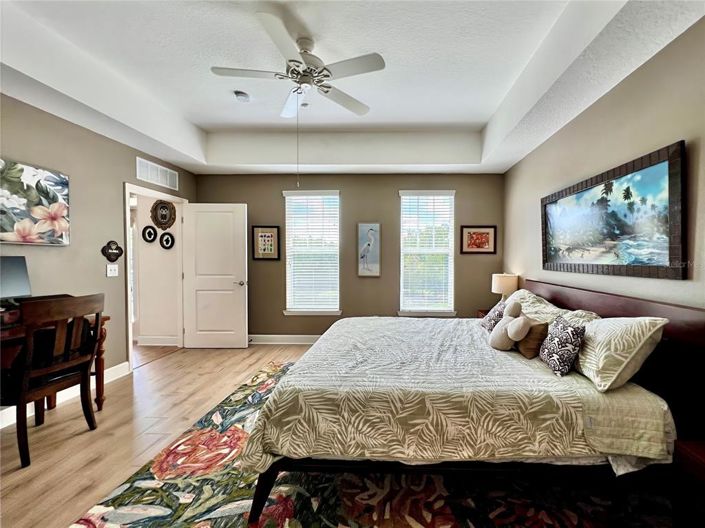 Image No.14-2 Bed Property for sale