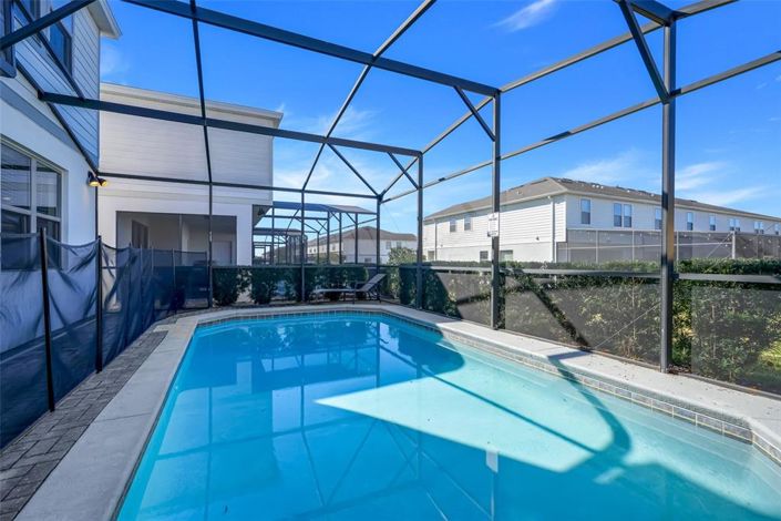 Image No.36-5 Bed Property for sale