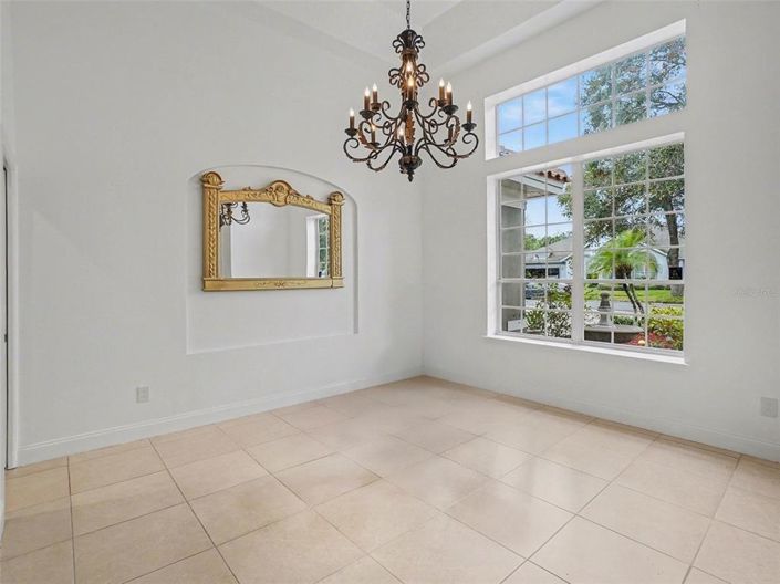 Image No.11-4 Bed Property for sale