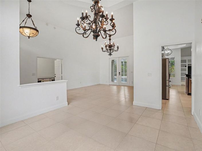 Image No.12-4 Bed Property for sale